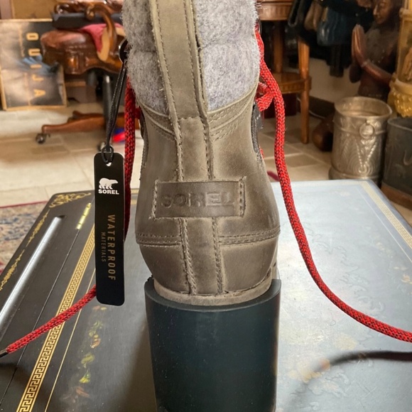 NEW ! Sorel Women's Black Leather Lace Up Ankle Rain Boots 8.5 NEW WATERPROOF - Picture 6 of 12